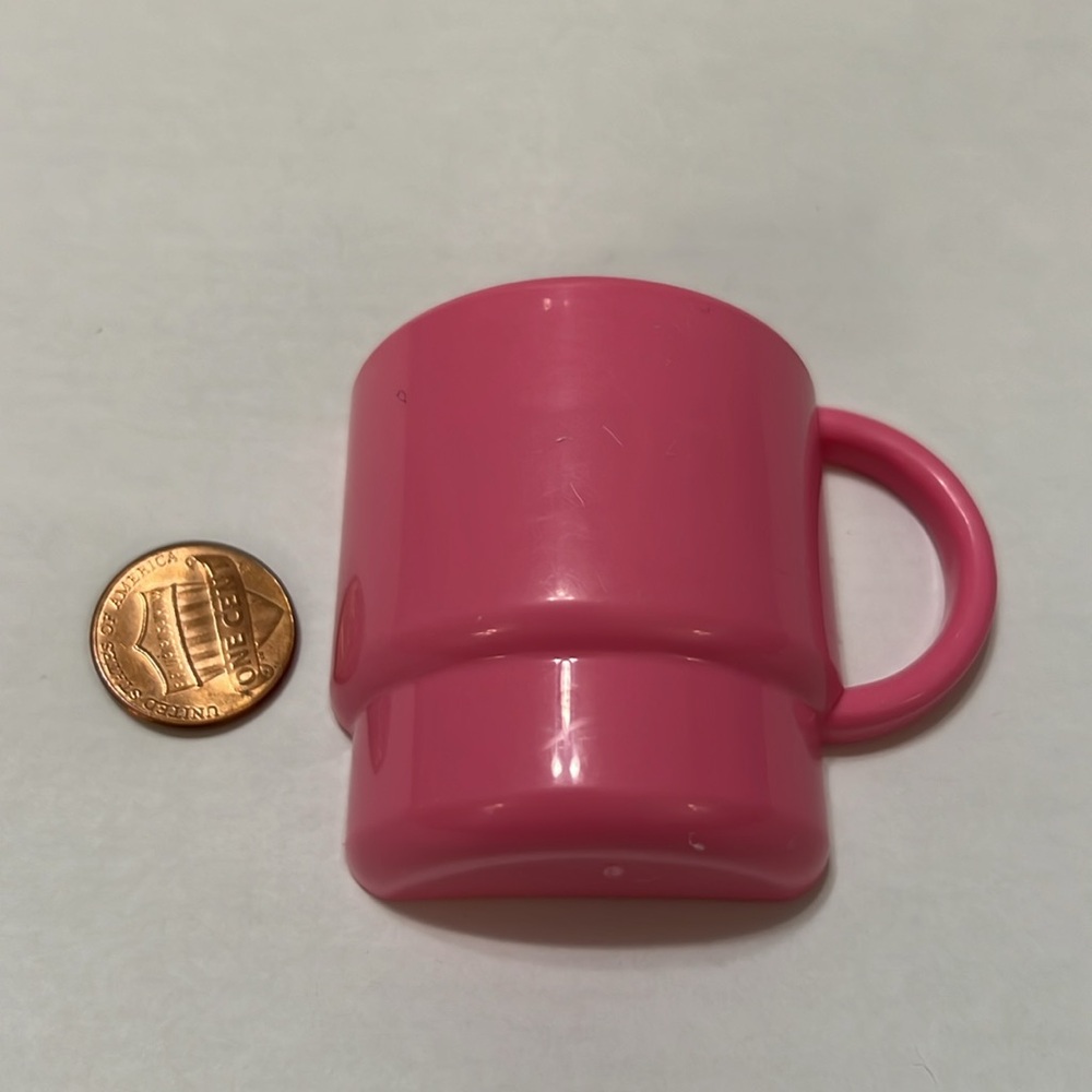 Tupperware Large Mug Magnet - Picture 5 of 5